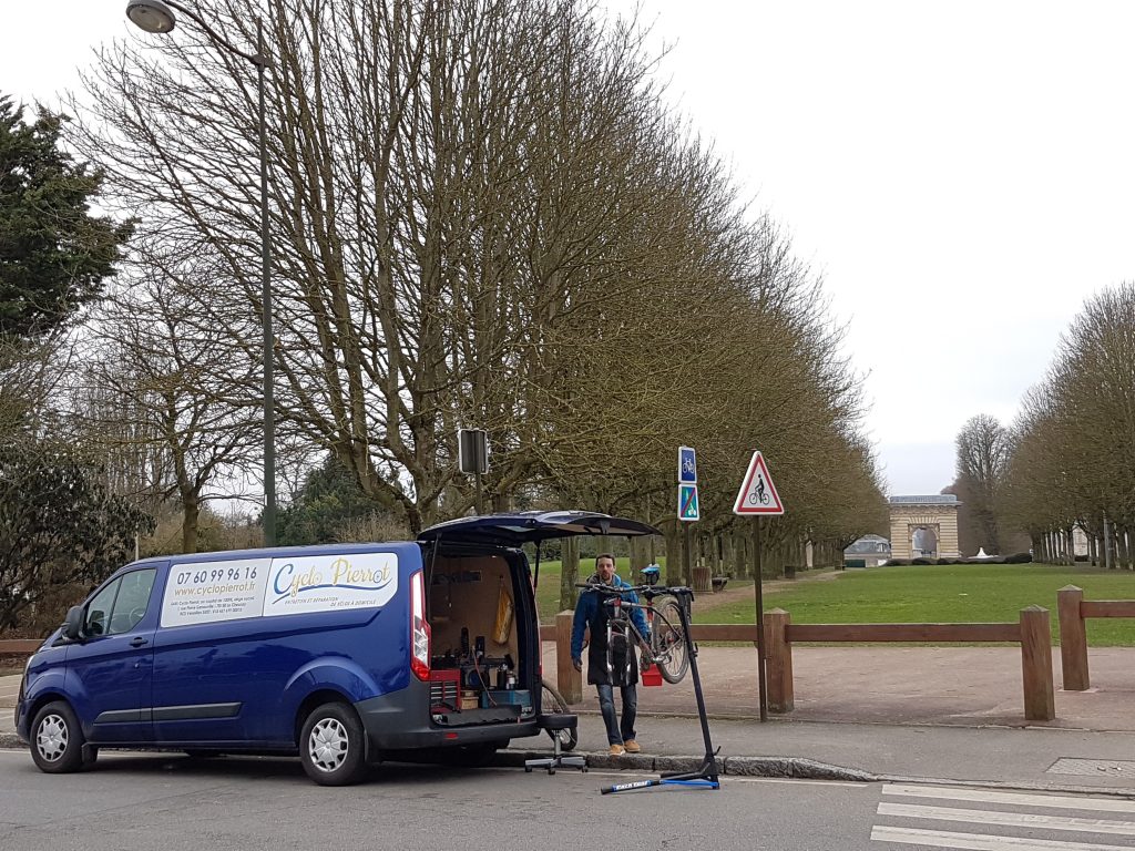 reconversion être vu en train de travailler